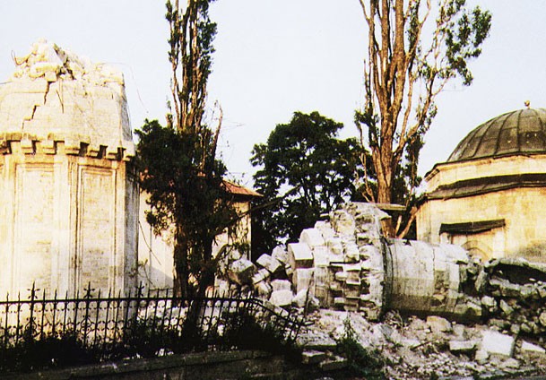 srusene dzamije