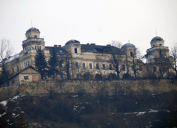 kasarna jajce
