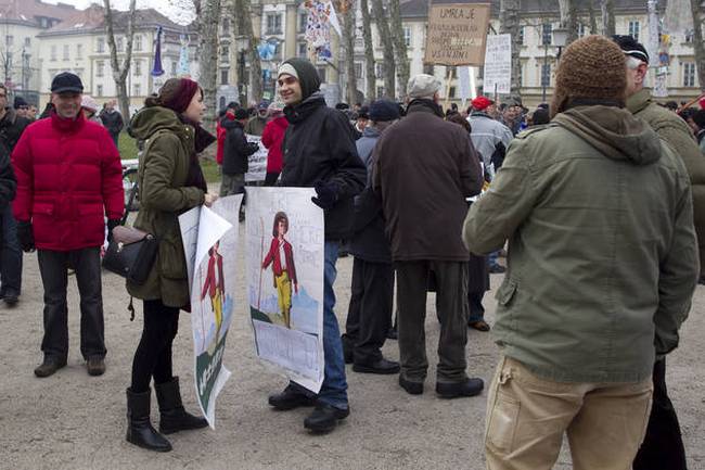 Protesti u Sloveniji - 2012