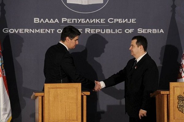 milanović i dačić.naslovna