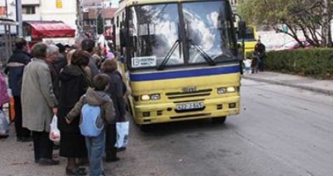 Inspektori na terenu: Kontrolišu se i kažnjavaju ilegalni prevoznici ali i GRAS jer ne poštuje red vožnje