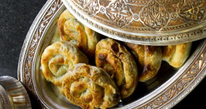 Pita kao nekad janjetina: Kilogram bureka u Sarajevu 28 KM, sirnica 20 KM