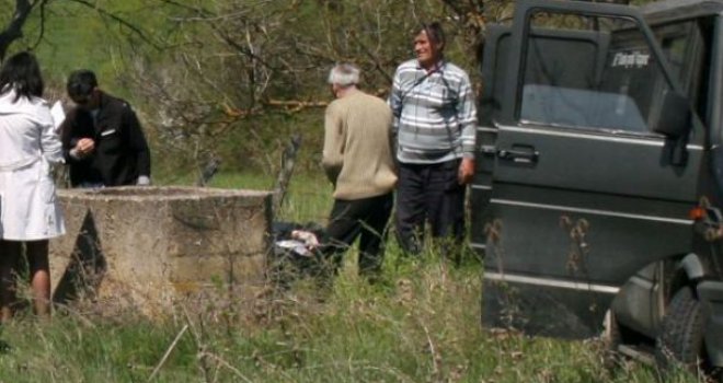 Starica izvršila samoubistvo skočivši u bunar