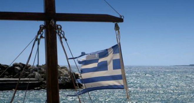 Grčka zabranila plivanje u moru, podvodni ribolov i rekreativne vodene sportove