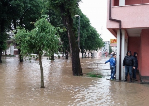 Poplave poharale BiH
