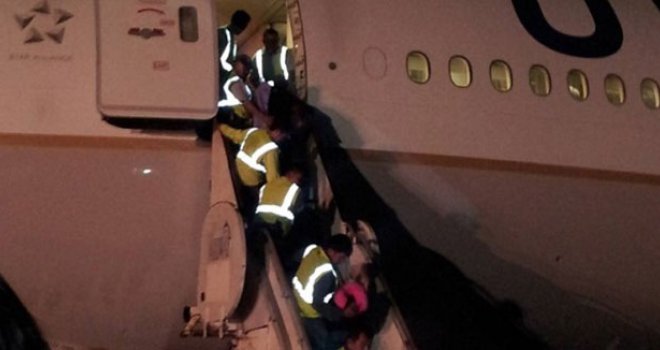 Avion sletio na otočić usred Tihog okeana: 'Sve se dimilo, počeli smo padati'