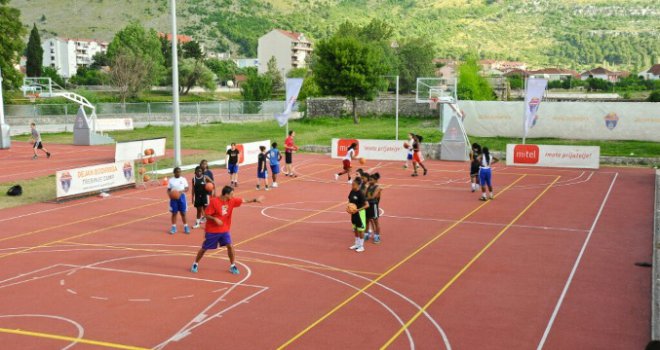 Košarkaški kamp 'Dejan Bodiroga' u Trebinju po deveti put okuplja mlade talente