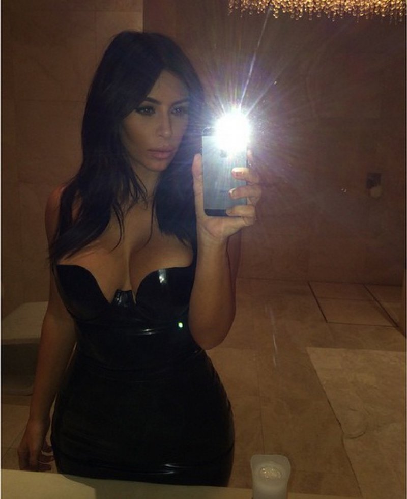 kim-kardashian-celfie