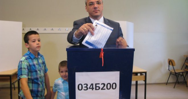 Tadić: Očekujem da ovi izbori donesu veoma upečatljive promjene
