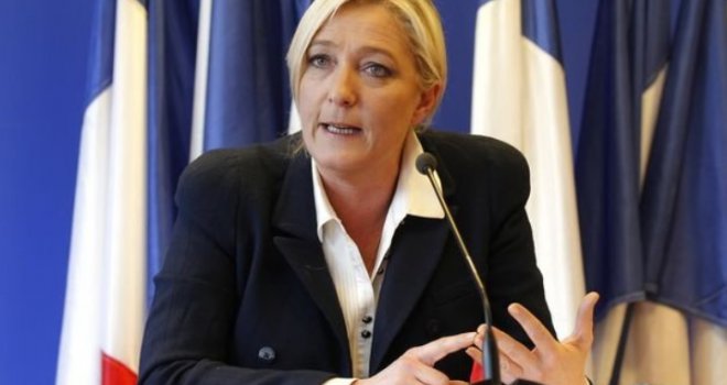 Ko je Marine Le Pen, desničarka koja odustaje od ključnih ideala Francuske: Osuđuje hidžab, izgradnju džamija...