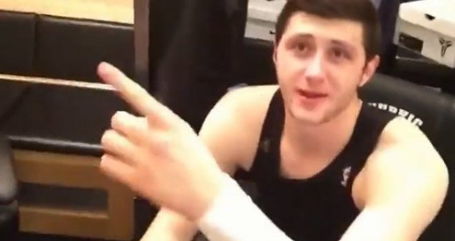 Omiljena uzrečica: Jusuf Nurkić naučio saigrače u NBA da psuju na bosanskom