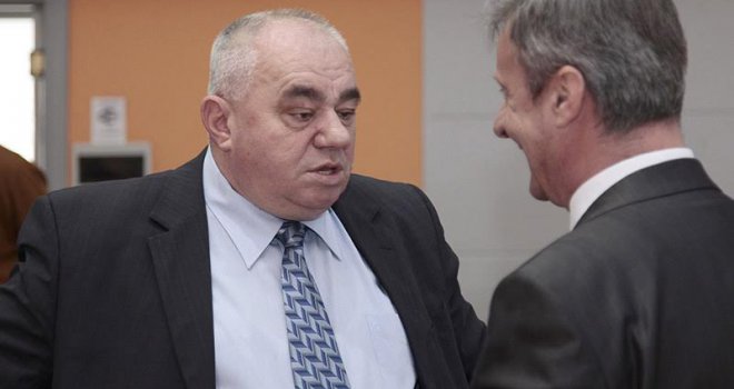 Kako je ministar Esed Radeljaš ljudima uzimao novac: Rahmeta mi babina, vratit ću ti!
