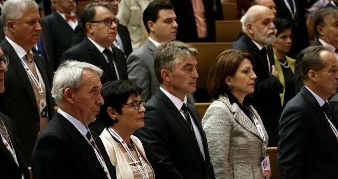 Otkud skupa staro društvo Željko Komšić, Zlatko Lagumdžija i Nermin Nikšić?!