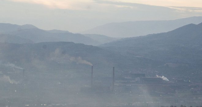 Niske temperature s maglom i oblacima: U gradovima sve veće zagađenje zraka
