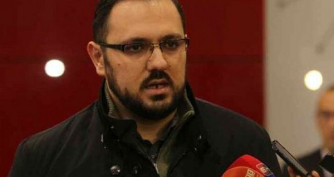 Faruk Vele: U SDA postoje razgranati (para)obavještajni, policijski i medijski pipci za uklanjanje Radončića!