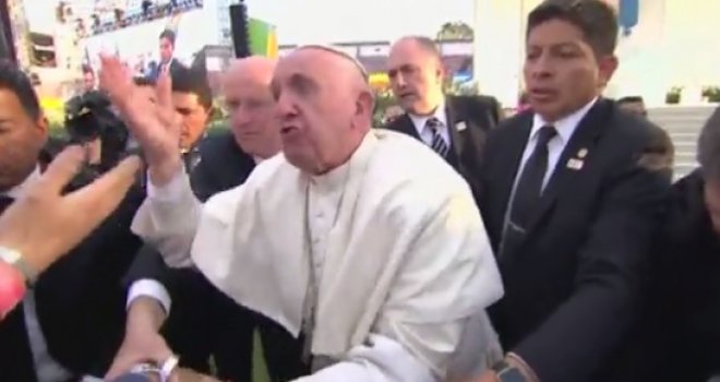 Papa Franjo ljutito odbrusio masi vjernika: Ne budite sebični!