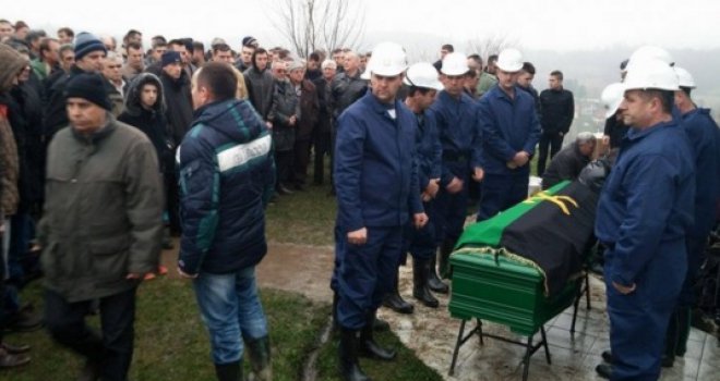 Tuga u Banovićima: Sahranjen rudar Nermin Šehić