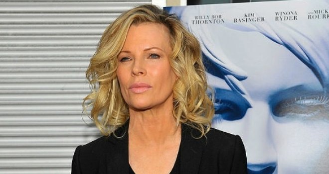 Kim Basinger sa 63 godine izgleda senzacionalno, a evo i zašto