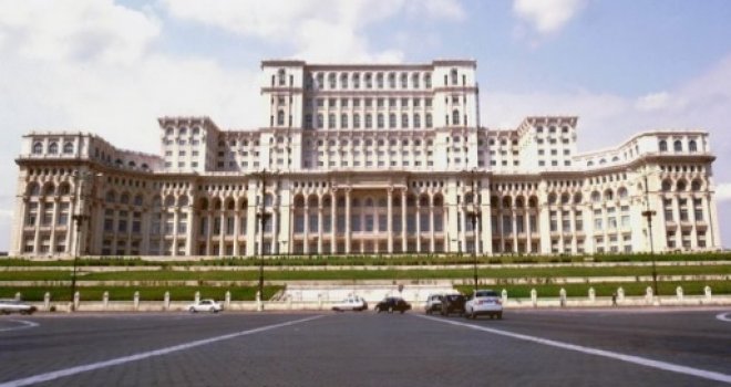 Rumunski parlament odobrio referendum o antikorupcijskim reformama