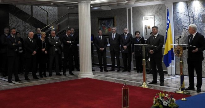 Potpisan Sporazum o saradnji između VMBiH i Vlade CG u procesu pristupanja EU