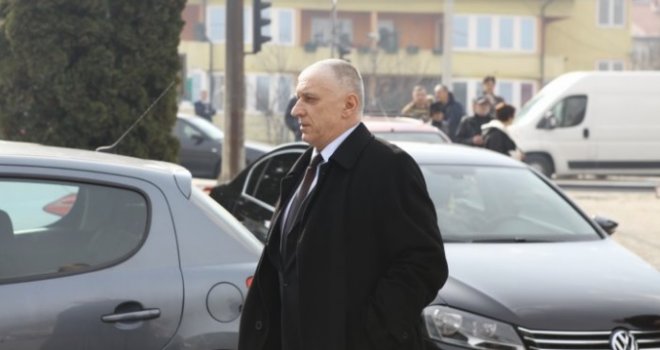 Danas počinje suđenje Draganu Vikiću i Jusufu Pušini