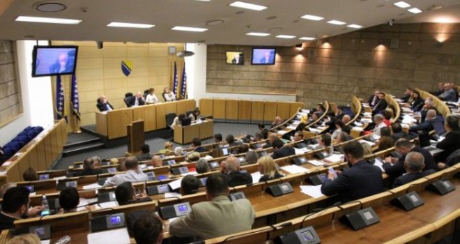 Poslanici nisu podržali Izvještaj o izvršenje budžeta FBiH za 2016. godinu: Ko je glasao ZA, a ko PROTIV