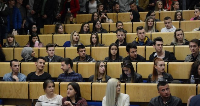 Na Univerzitetu u Sarajevu DRASTIČNO opao broj studenata, a ovo su ČETIRI razloga zašto