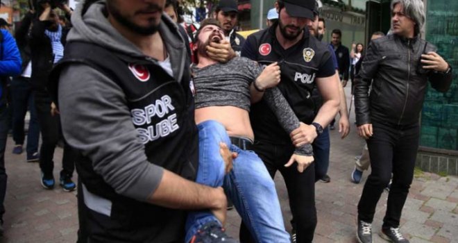 U Istanbulu uhapšeno više od 200 demonstranata