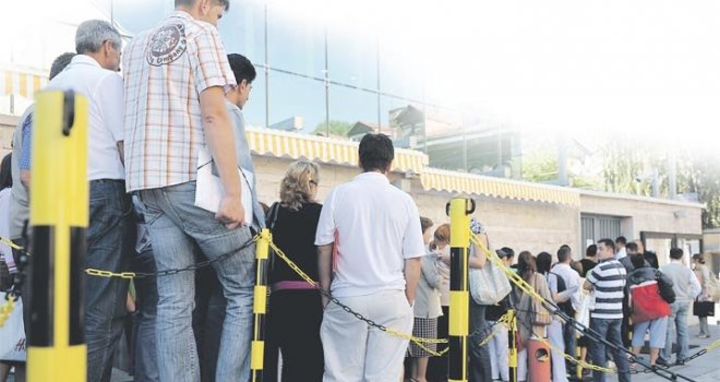 Njemačka obustavila izdavanje radnih viza, bh. građani masovno hrle u Sloveniju: Evo koja zanimanja su na 'cijeni'