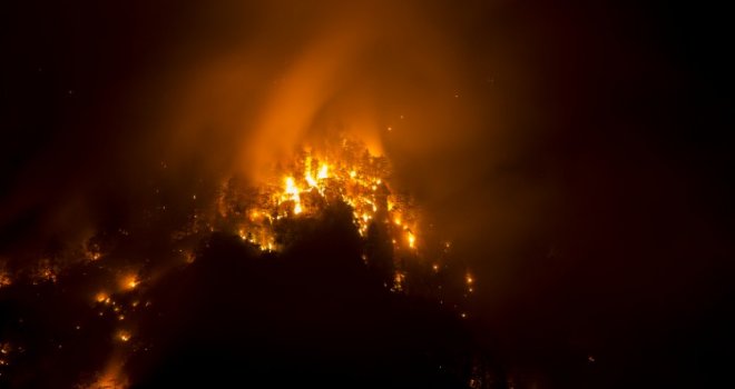 Gori Hercegovina: Vatrogasci se bore s vatrenom stihijom u Trebinju,  u Ravnom i dalje gori...