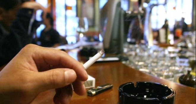Novi zakon o duhanu: Za svaku zapaljenu cigaretu u kafiću gost će biti kažnjen i do 600 KM!