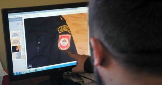 Teško kršenje zakona: Ko prodaje uniformu sudskog policajca za 20 KM?
