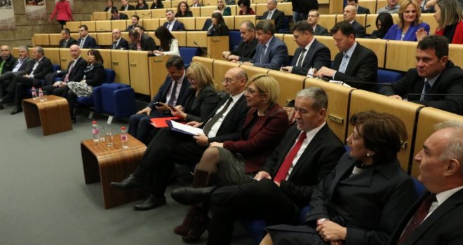Predstavnički dom FBiH odobrio najveći budžet do sada, podršku mora dati i Dom naroda