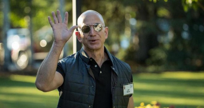 Vrijednost Amazona premašila bilion, a evo koliko ima Jeff Bezos, najbogatiji čovjek na svijetu