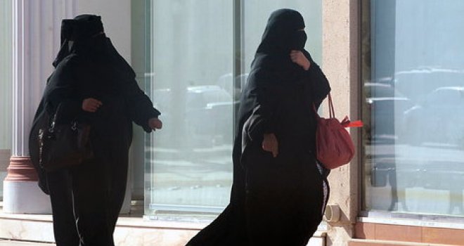 Žene u Saudijskoj Arabiji ne moraju se pokrivati od glave do pete! Ne bismo ih na to trebali prisiljavati...