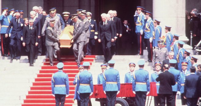 Skrivena priča: Kako je Sarajevo zaradilo 72 miliona dolara na direktnom prijenosu sahrane Josipa Broza Tita? 