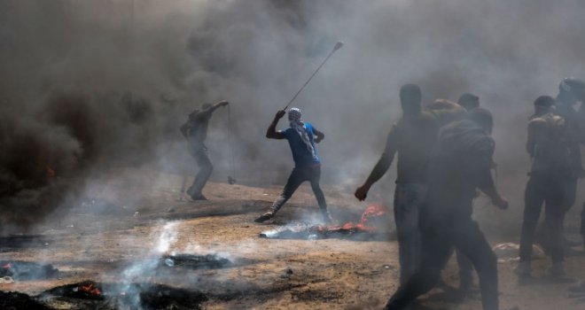 Ne stišavaju se protesti u pojasu Gaze, izraleski vojnici ubili najmanje 37 Palestinaca