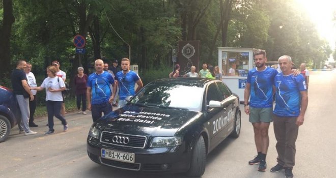 Mahir Mujić započeo trku od Sarajeva do Banja Luke u znak podrške porodicama Memić i Dragičević