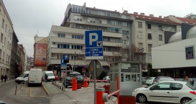 Plato kod Pozorišta mladih više nije parking: Evo šta će niknuti u centru Sarajeva!