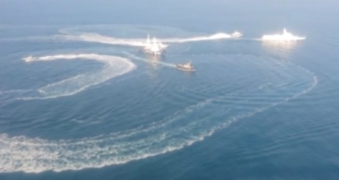 Rusija priznala da je pucala na ukrajinske brodove, Kijev optužuje za 'ludi čin': Hitan sastanak Vijeća sigurnosti UN-a!