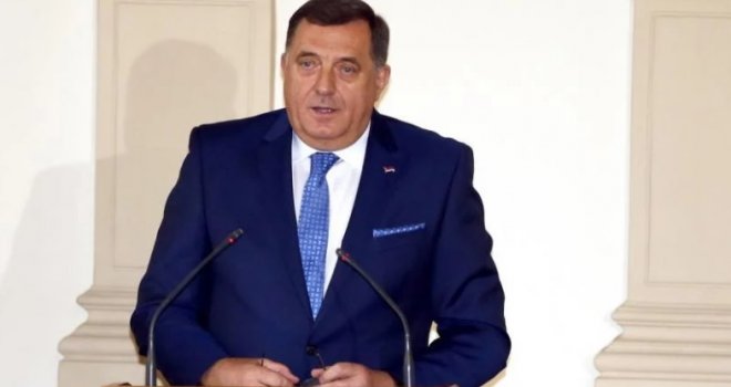 Dodik ne odustaje: Ne tražim da zastava RS bude pored zastave BiH, ali nekoliko metara dalje...