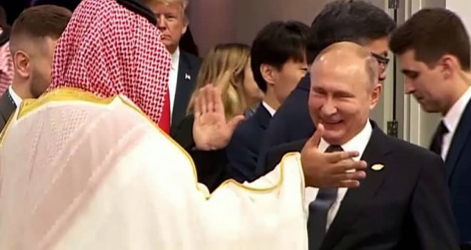 Putin je bahatom princu 'nabacio pet', a iza tog pozdrava se krije pakleni plan