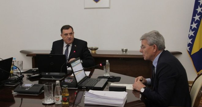Hoće li letjeti istim avionom: Dodik i Džaferović 2. maja idu u posjetu Erdoganu