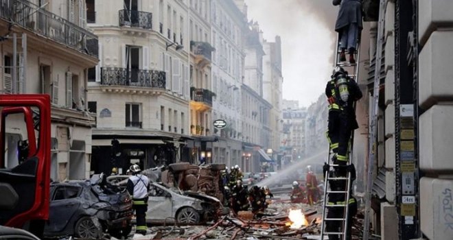 Četiri osobe poginule, 50 ozlijeđeno u eksploziji plina u Parizu