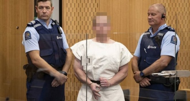 S lisicama na rukama tiho je stajao u dvorani suda: Brenton Tarrant optužen za ubistva u Novom Zelandu