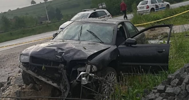 Uhapšeni vozač koji je udario u policijsko vozilo je 19-godišnjak iz Goražda