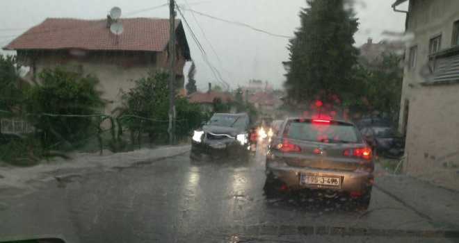 Nevrijeme u dijelovima Bosne i Hercegovine, obilne padavine i jak vjetar