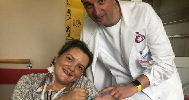 Kako su ljekari KCUS-a spasili živote Mele Bajrambašić i njenog novorođenčeta: Majci su morali amputirati nogu, ali...