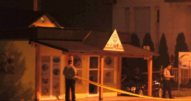 Potraga za revolverašem u Tuzli: Iz vozila u pokretu sasuo devet metaka u kafanu i Mercedes