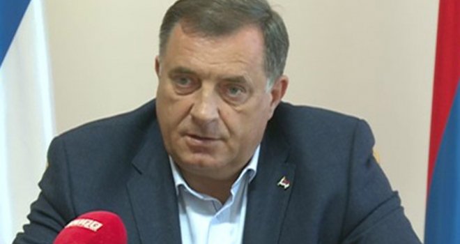 Dodik povukao zahtjev, otkazana sjednica Predsjedništva BiH